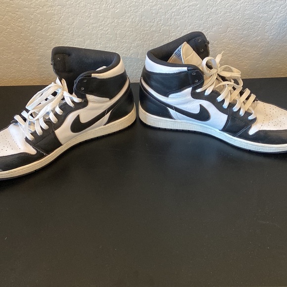 Black & White Jordan retro 1 - Picture 2 of 7